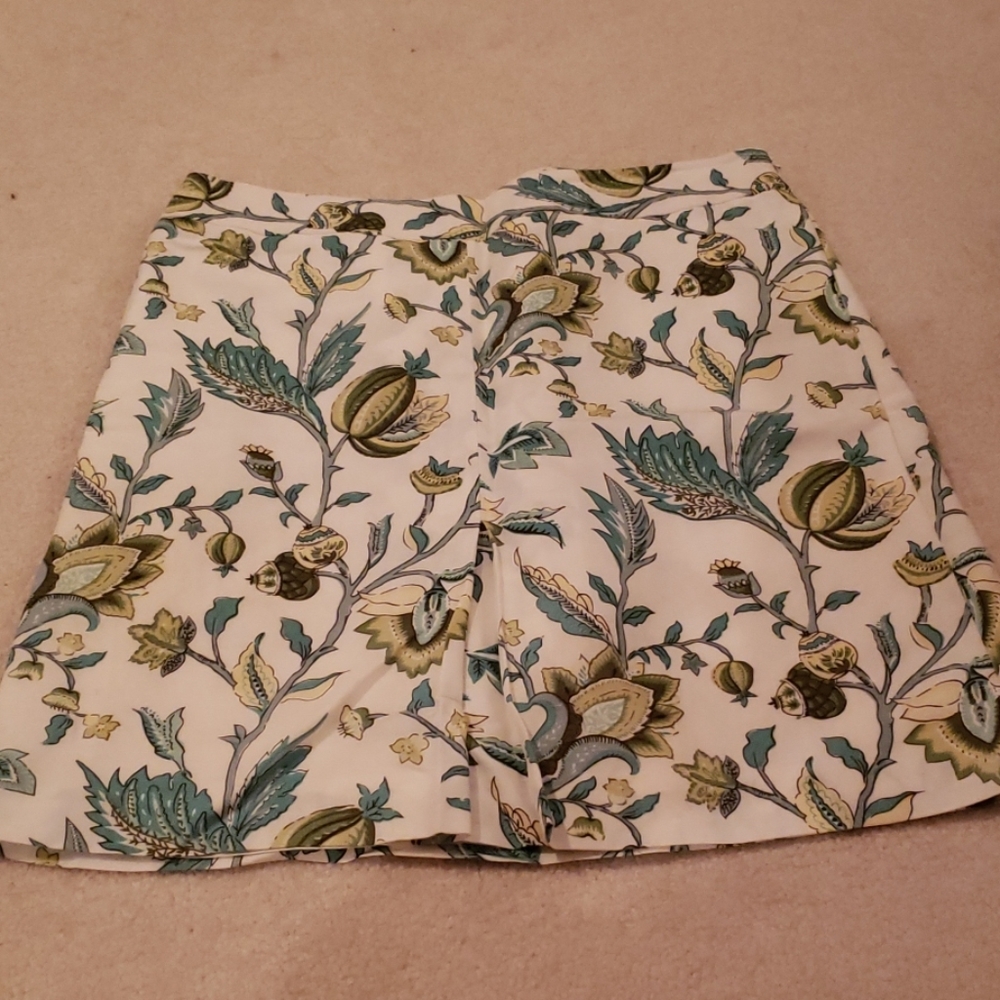 Petite skirt